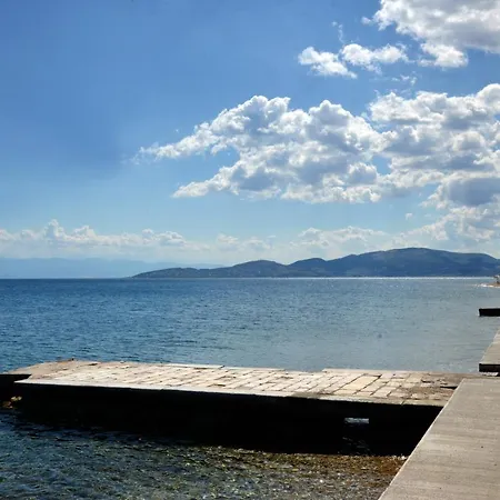 Artemis Apartment Agria Exterior photo